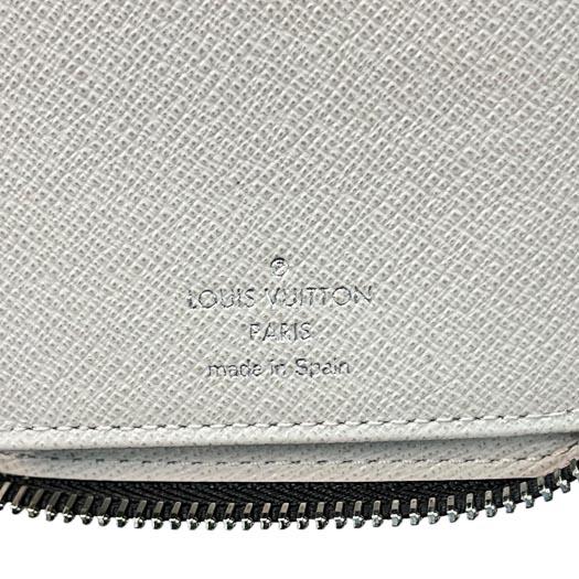 LOUIS VUITTON（ルイ・ヴィトン） ジッピーウォレット ヴェルティカル