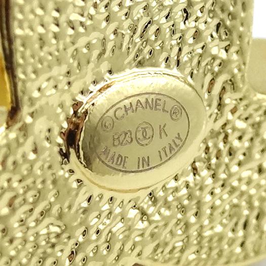 CHANEL（シャネル） ココマーク ピアス メタル ゴールド ホワイト B23K