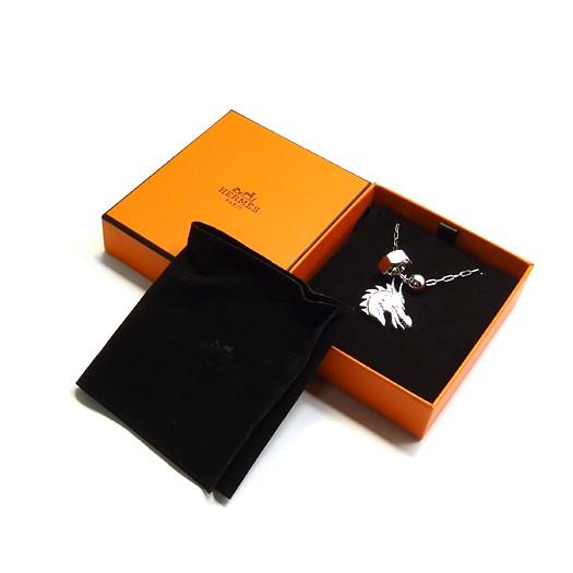 HERMES エルメス ネックレス タリスマン ドラゴン メタル HERMES エルメス ネックレス タリスマン ドラゴン メタル