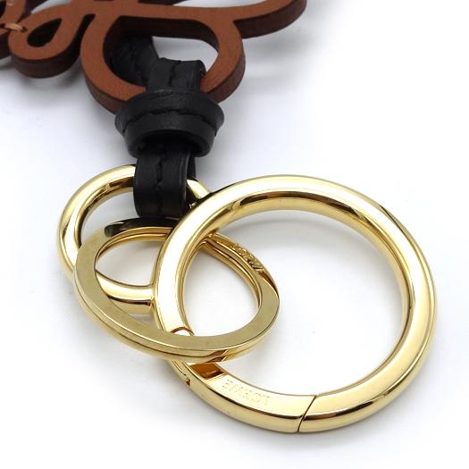 ⭐︎kanako商品⭐︎ LOEWE ロエベ チャーム アナグラム ブラック LOEWE ロエベ アナグラム チャーム カーフレザー タン ブラック