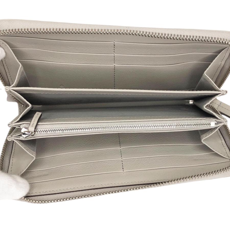 正規品　新品同様　グッチ財布　グッチggマーモント マトラッセ　レザー グッチ GUCCI 二つ折り財布 782749 A7M0T 1000 ブラック GG