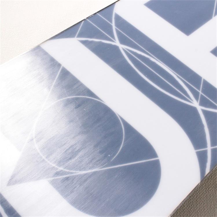 17-18 BURTON Custom サイズ150cm 【中古】スノーボード 板 スノボ バートン カスタム フリーラン パーク オールラウンド メンズ 2018年 型落ち 