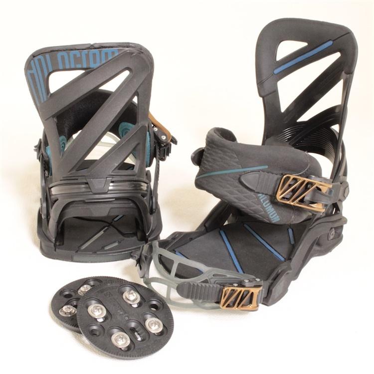 国内初の直営店 SALOMON バインディング HOLOGRAM Mサイズ