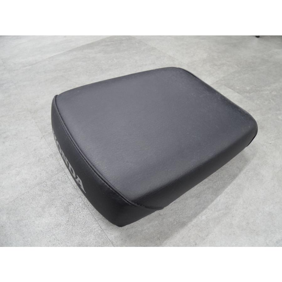 ピリオンシート(スーパーカブ50プロ／110プロ用） |  | 05