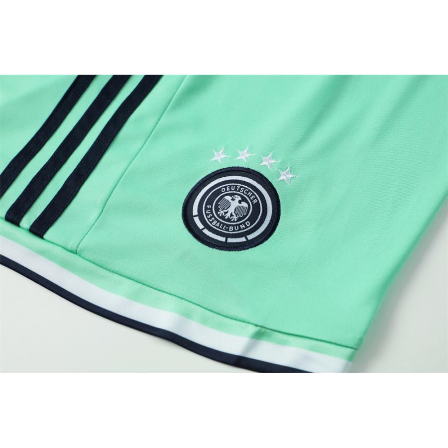 ドイツサッカー連盟（DFB）　ユース育成システム向け　支給品　サイズD6 USM B76 ドイツ代表 サッカーユニフォーム 2026-2030年アウェイ 大人用