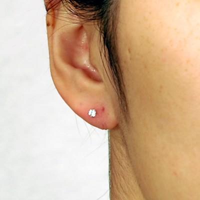 エントリーでP10倍 K18天然アクアマリンピアス【ハートピアス