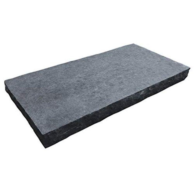 敷石 平板 庭 駐車場 庭石 バサルト 黒 粗面 300 600角 40mm厚 ガーデニング 石畳 石材 敷く 石 1枚 Sale 101 Off