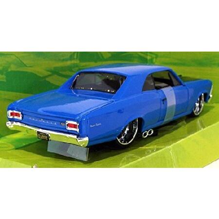 おむつ Maisto 1/24 Scale Diecast Muscle 31333 - 1966 Chevrolet Chevelle - Blue