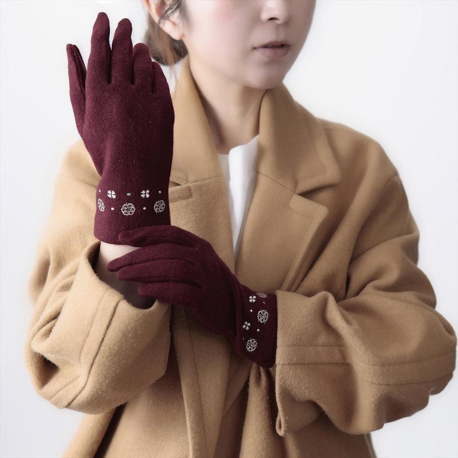 ラヴアッシュ☆２点おまとめ23区ニット・ローラアシュレイ手袋 ラヴアッシュ様 専用☆2点おまとめ23区ニット・ローラアシュレイ手袋