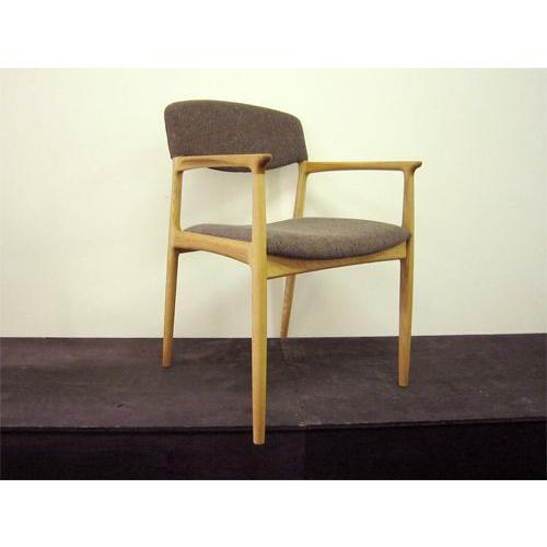 シキファニチア 椅子 ダイニングチェア ノース 肘付き レッドオーク