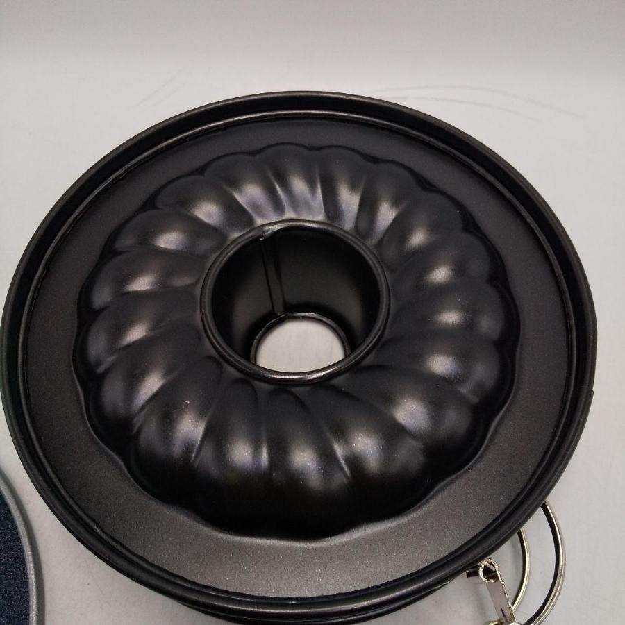 KAISER カイザー ドーナツ型 ケーキ型 ドイツ製 シフォンケーキ型