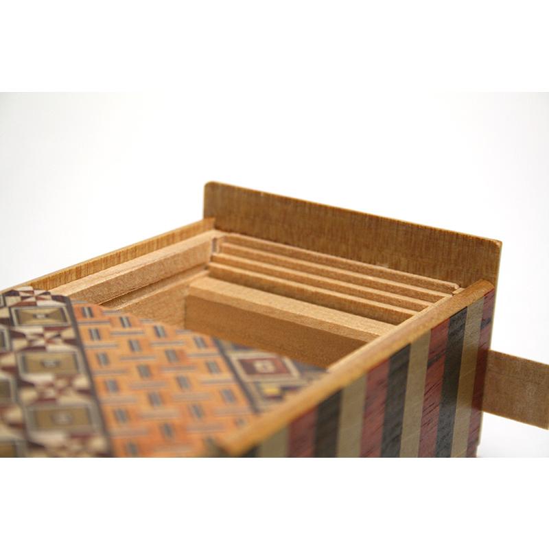 箱根寄木細工の小物入 秘密箱27回仕掛け 4寸 小寄木 : 箱根寄木細工 - 通販 - Yahoo
