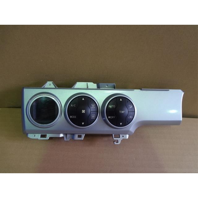 カローラルミオン DBA-NZE151N エアコンスイッチパネル 1NZ-FE 8S1 