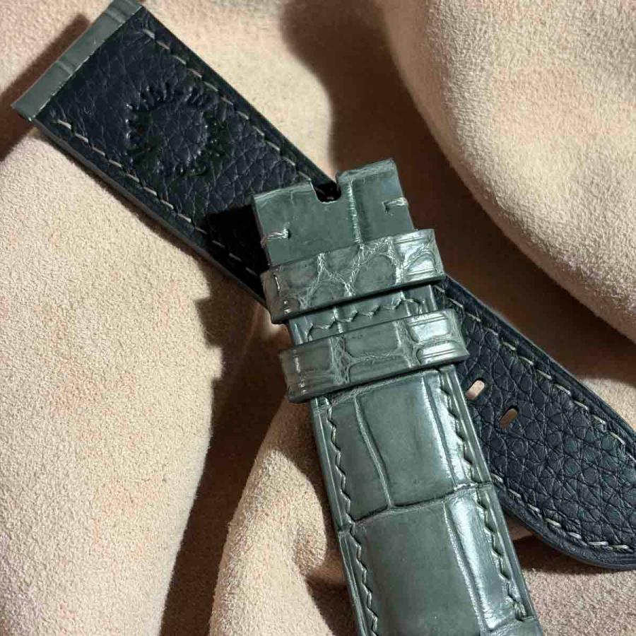 cro-2053 クロコダイル 腕時計ベルト グレー (ラグ幅26 mm - バックル