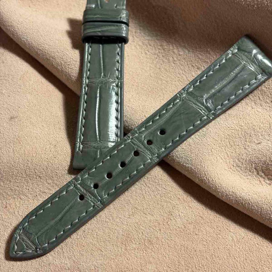cro-2060 クロコダイル 腕時計ベルト グレー　(ラグ幅19 mm - バックル幅16 mm)