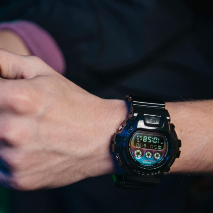 カシオ CASIO G-SHOCK DW-6900RGB-1JF メンズ 腕時計  三つ目モデル 【23年2月10日発売】｜yosii-bungu｜08