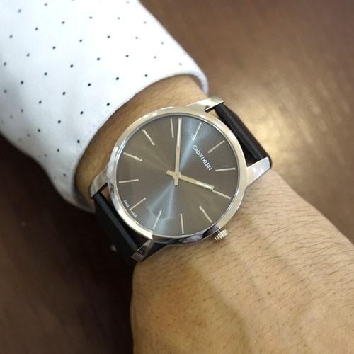 Politik Finanzen Wert Calvin Klein K2g Einstellen Selbst Bedeutungslos