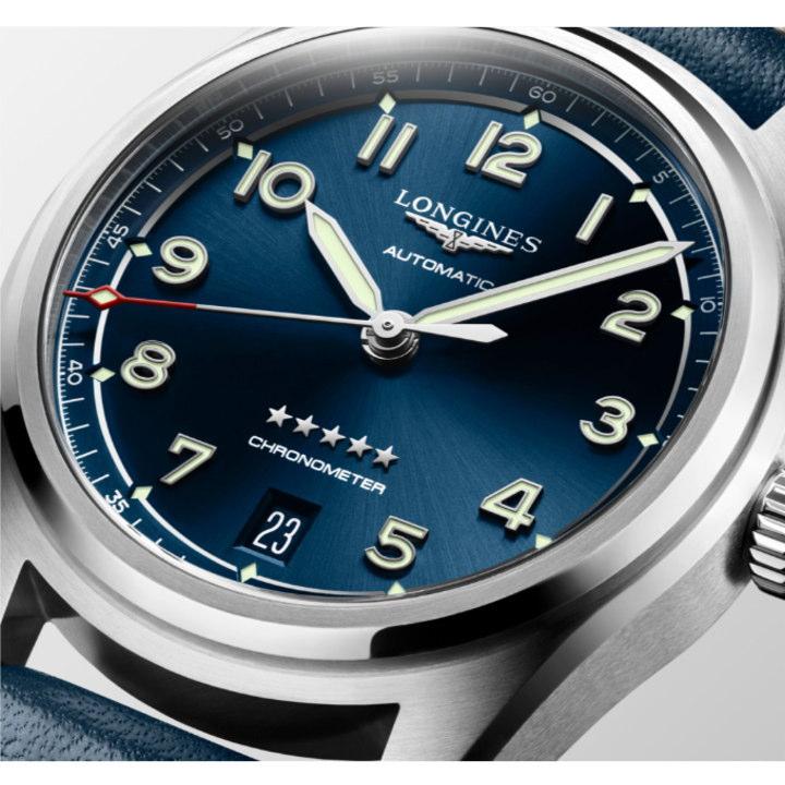 値下ロンジンスピリット37ミリ ロンジン スピリット 自動巻、ステンレススティール、ブルー
