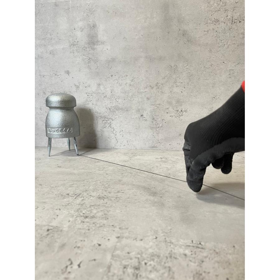 墨出し器具「もっててくん」|墨出し作業が【1人で】ラクラク 墨出し器具「もっててくん」|墨出し作業が【1人で】ラクラク