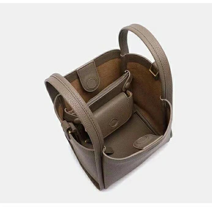 バッグインバッグ キューブバッグ 本革 ハンドバッグ レディース