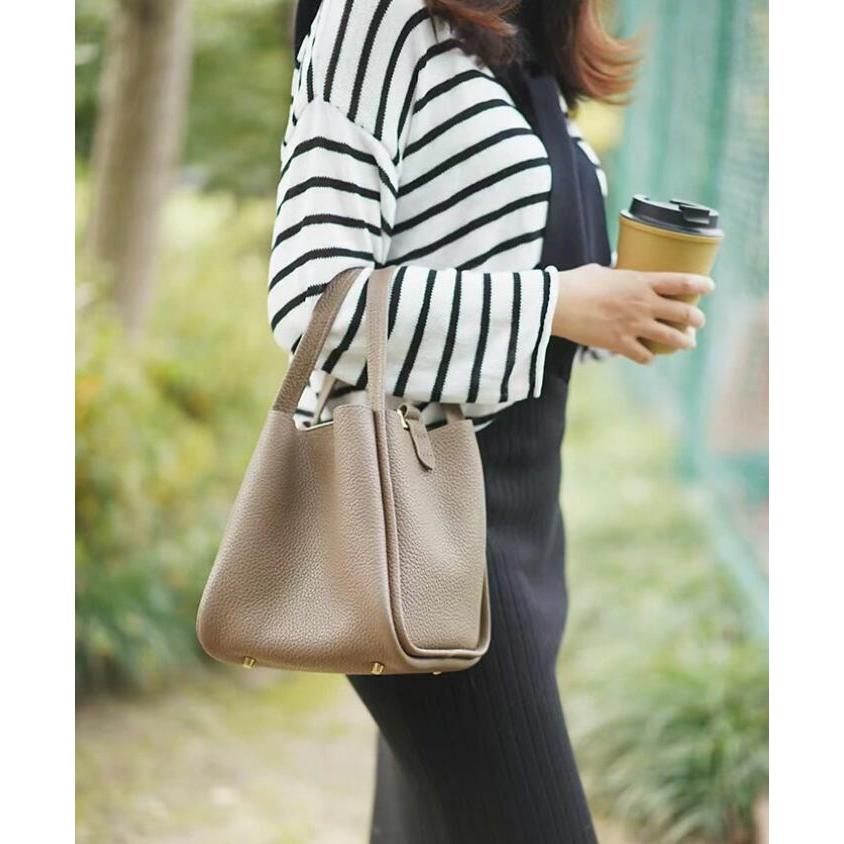 バッグインバッグ キューブバッグ 本革 ハンドバッグ レディース