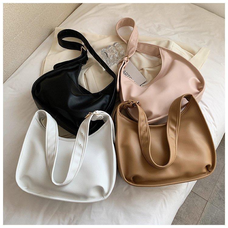 ショルダーバッグ レディース 斜めがけ 大人 肩掛け 手持ち バッグ 合