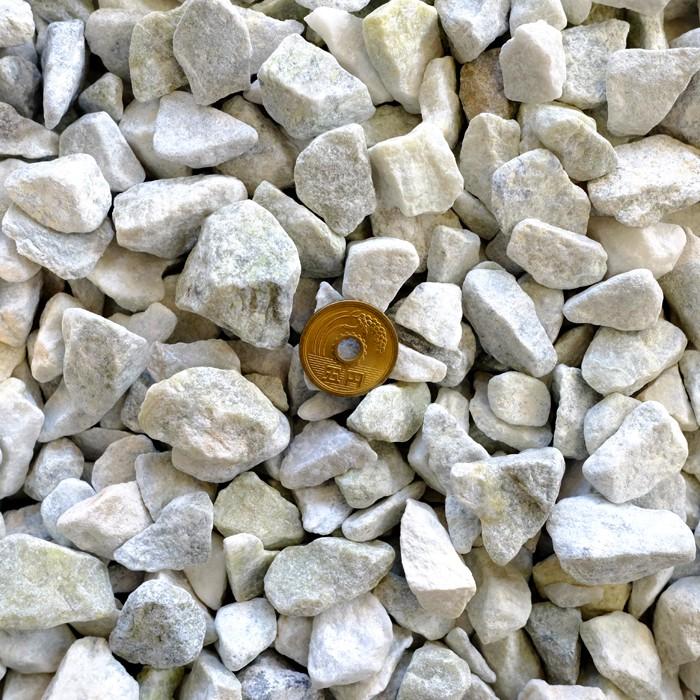 砂利 緑 グリーン きれいな 砕石 クラッシュ 敷砂利 防犯砂利 マーブル