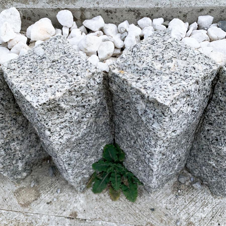 ピンコロ白御影石3丁(9x9x29cm)4個 : E-garden ヤフー店 ピンコロ白御影石3丁(9x9x29cm)4個 : E-garden ヤフー店