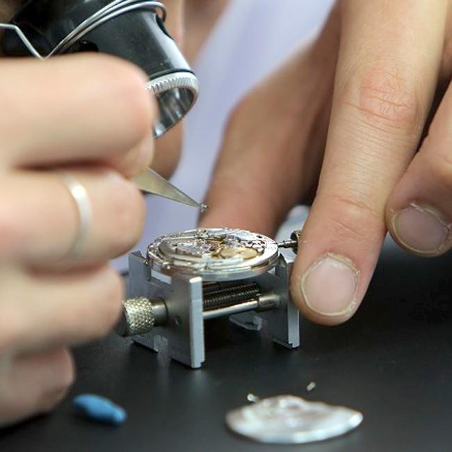 腕時計修理 オーバーホール HERMES エルメス 自動巻き・手巻き 一年 