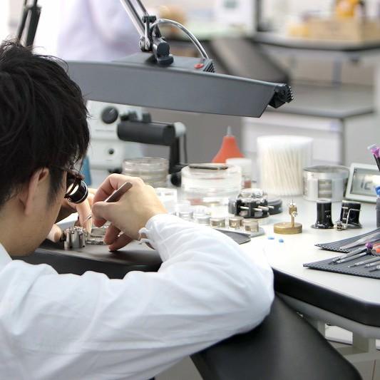 オーバーホール 「IWC アイダブリューシー」 クロノグラフ ストップウォッチ ■時計 オーバーホール 腕時計 修理 腕時計修理 1年保証 | IWC SCHAFFHAUSEN | 09