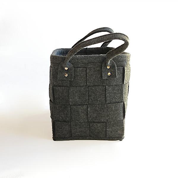 フェルトウェービングボックスS |  | 02