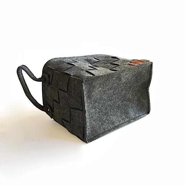 フェルトウェービングボックスS |  | 05