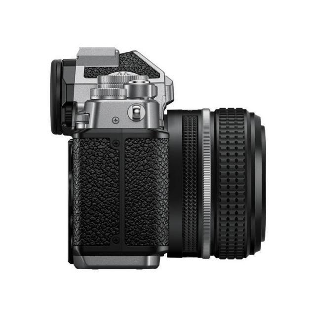 ニコン デジタル一眼カメラ Z f 40mm f/2(SE)レンズキット [シルバー