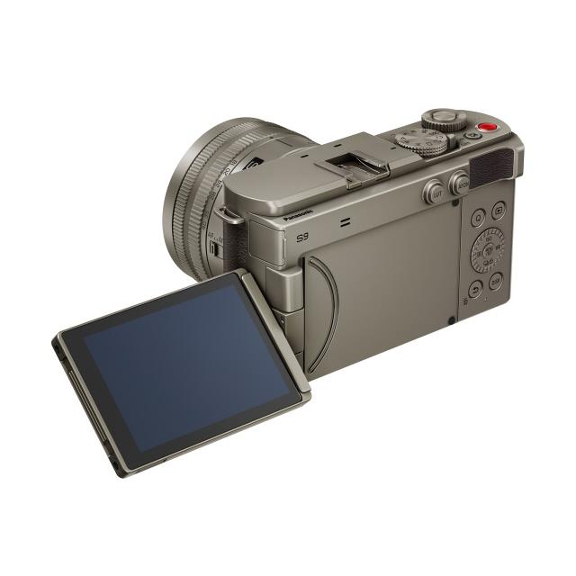 Panasonic（パナソニック） デジタル一眼カメラ LUMIX DC-S9N-N 広角