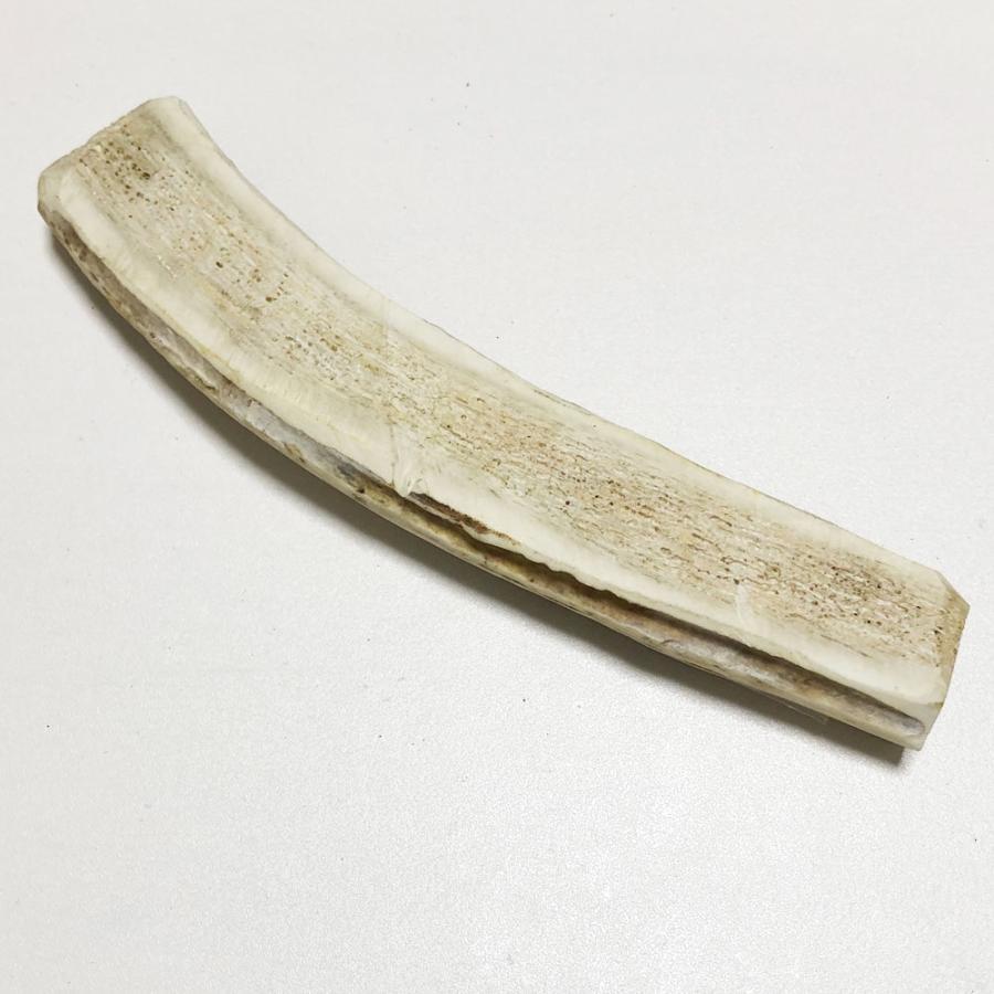 鹿の角 犬用 おもちゃ ガム 犬のおやつ 鹿角 割り 中型犬用 D |  | 02