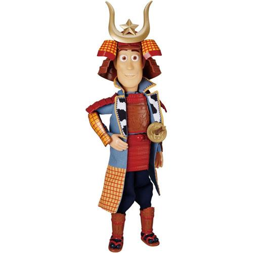 トイ・ストーリー 30周年 リアルサイズトーキングフィギュア ウッディ
