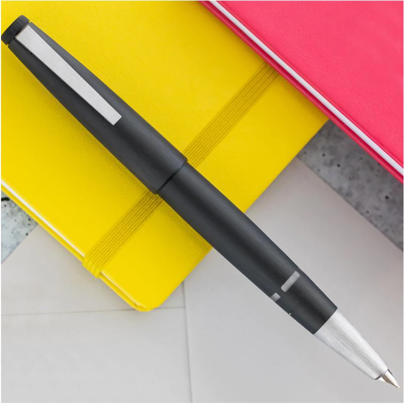 名入れ 万年筆 ラミー LAMY 2000 万年筆 ブラック 14金プラチナ仕上げ