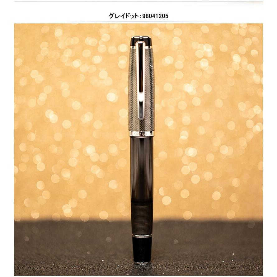 【稀少】OPUS88 刀型 水牛角軸 超大型 万年筆 Jowoペン先 細字 新品 稀少】OPUS88 刀型 水牛角軸 超大型 万年筆 Jowoペン先 細字 新品