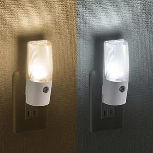 光量自動調整ledナイトライト 明暗センサー付 自動点灯 自動消灯 Led