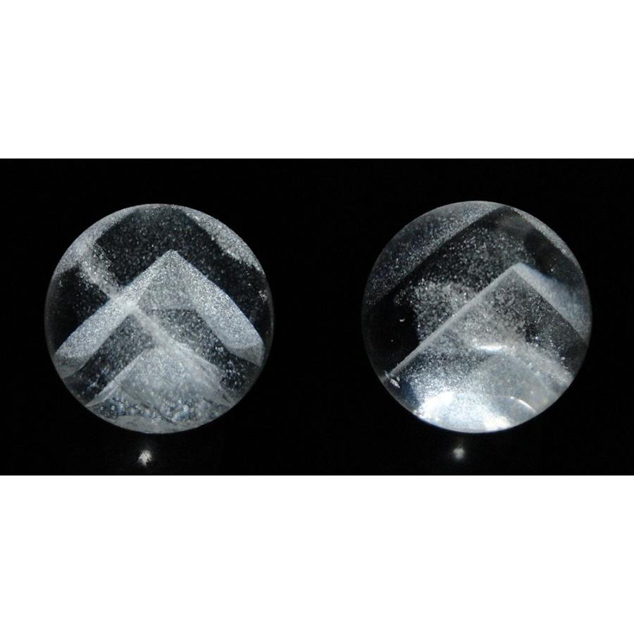 特選 ホワイトファントム水晶 丸玉23mm 開運 改運の画像