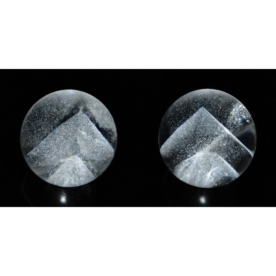 特選 ホワイトファントム水晶 丸玉23mm 開運 改運の画像