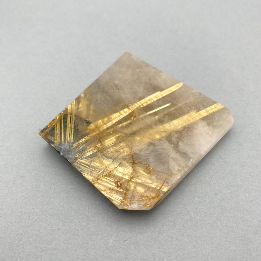 タイチンルチル 金針ルチル ラフカット 原石 39gの画像