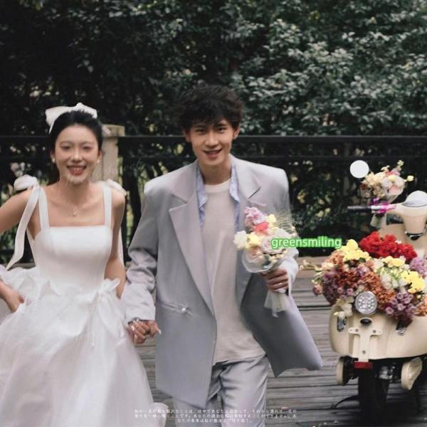 ウェディングドレス リボン ノースリーブ リゾート フォト婚 Aライン ロング 二次会 結婚式 披露宴 前撮り 後撮り 発表会 花嫁 ウエディングドレス 花嫁ドレスの画像