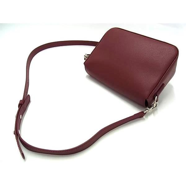 LONGCHAMP（ロンシャン） □新品同様□ レザー クロスボディ