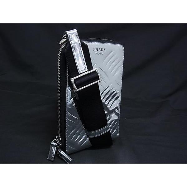 PRADA ショルダーバッグ　パテントレザー　プラダ　希少 PRADA（プラダ） □新品同様□ パテントレザー ショルダーバッグ