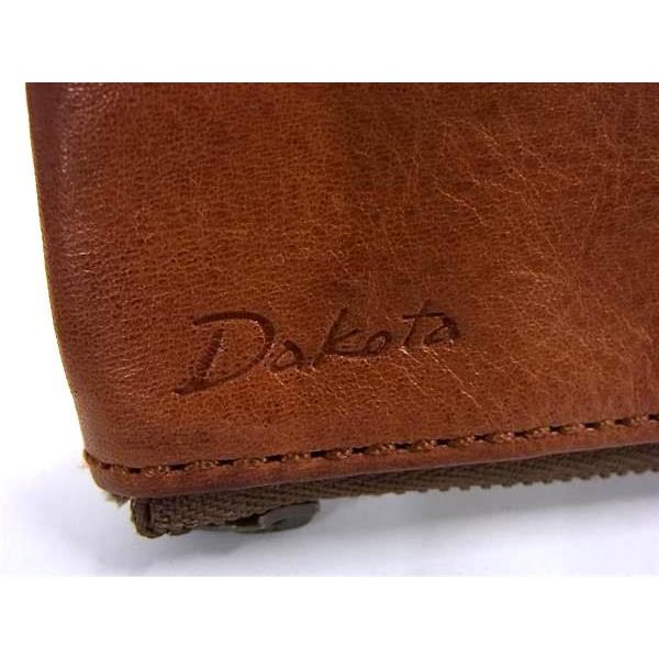 Dakota（ダコタ） レザー 二つ折り ベルト留め 長財布 ウォレット 小銭