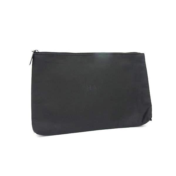 CHANEL ブラック ナイロン ポーチ