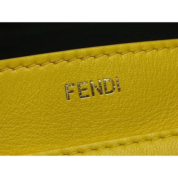 ✨美品✨FENDI フェンディ ピーカブー コンパクトウォレット イエロー FENDI（フェンディ） □美品□ レザー ピーカブーバッグインポケット