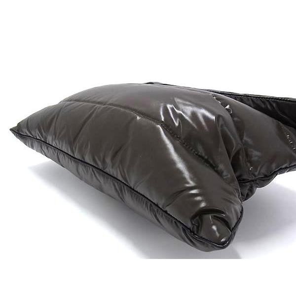 MONCLER（モンクレール） □新品同様□ BUSTA PIUMINO ナイロン