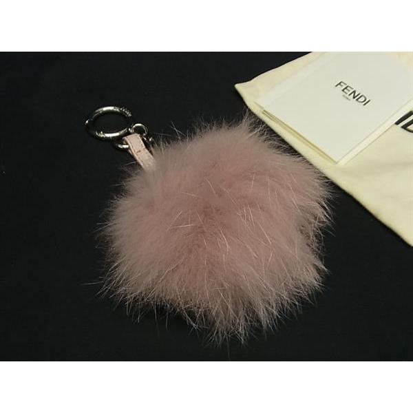 FENDI - ■美品■ FENDI フェンディ ポンポンチャーム ファー×レザー キーホルダー キーリング バッグチャーム ピンク系 FM2906 FENDI □美品□ フェンディ ポンポンチャーム ファー×レザー